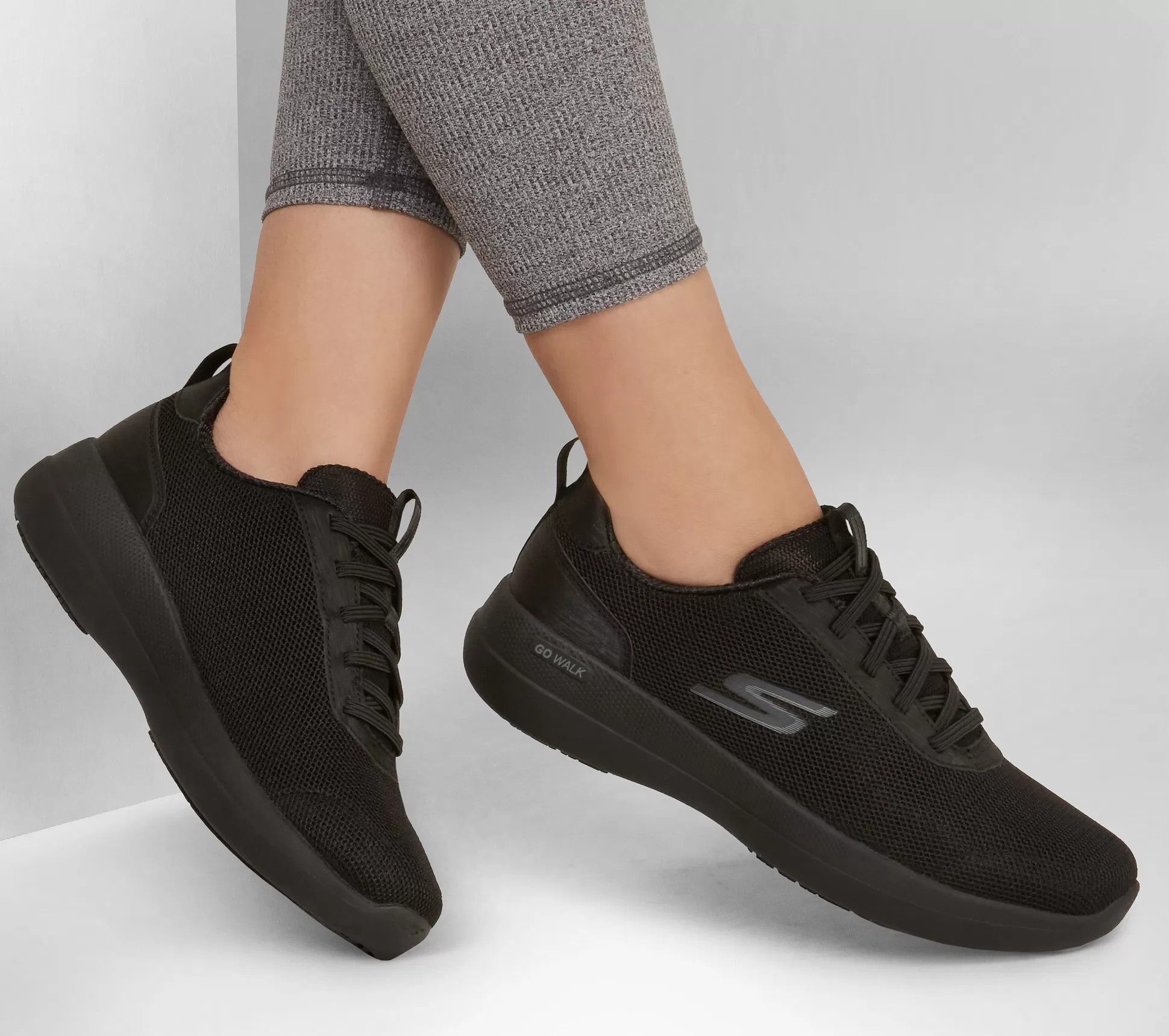 Frauen SKECHERS *Go Walk Stability - Magnificent Glow