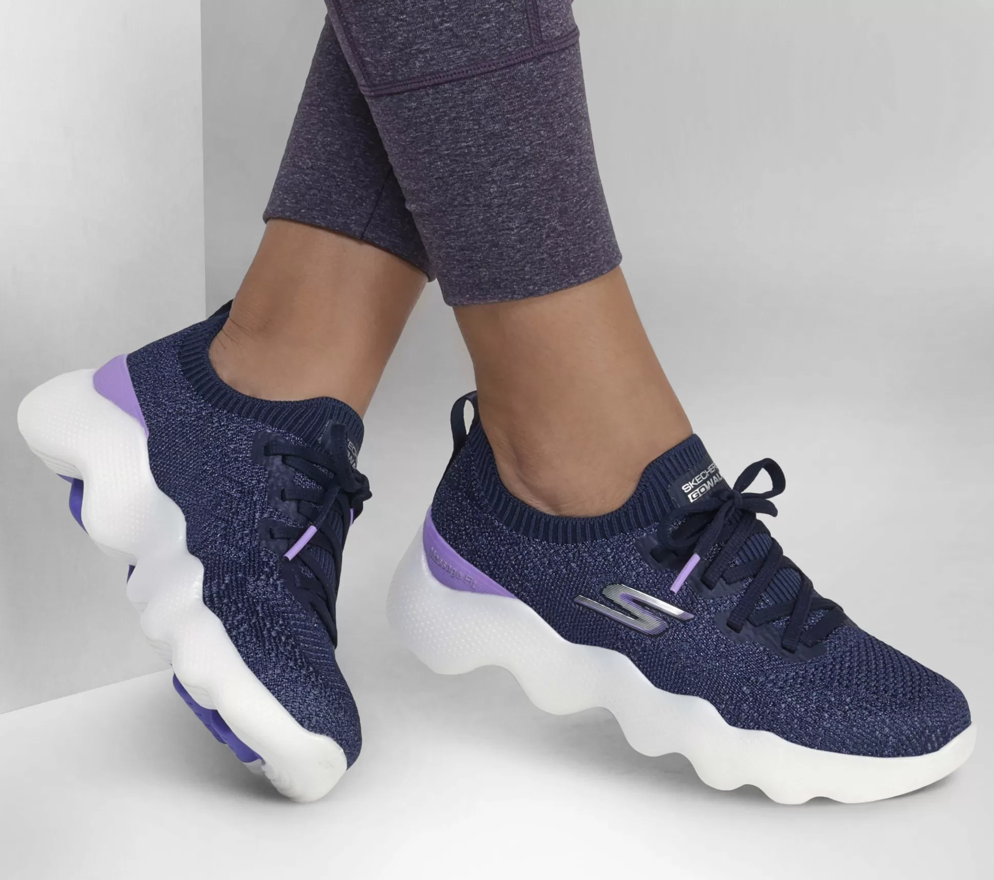 Frauen SKECHERS * Go Walk Massage Fit - Upsurge